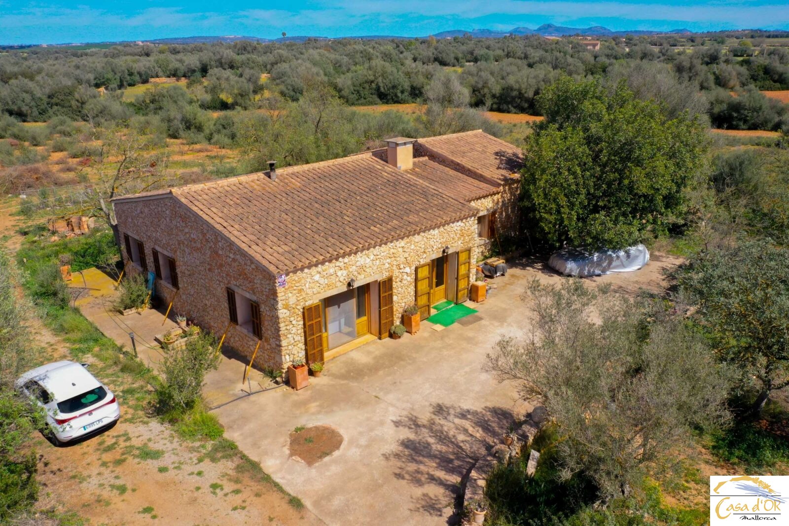 Mediterrane Naturstein-Finca mit großem Grundstück und authentischem Mallorca-Charme bei Felanitx 