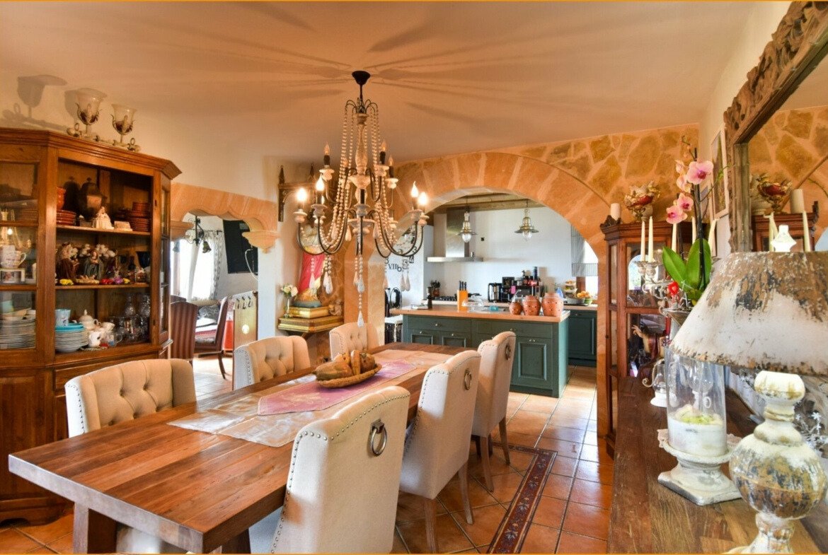Dining room with open kitchen