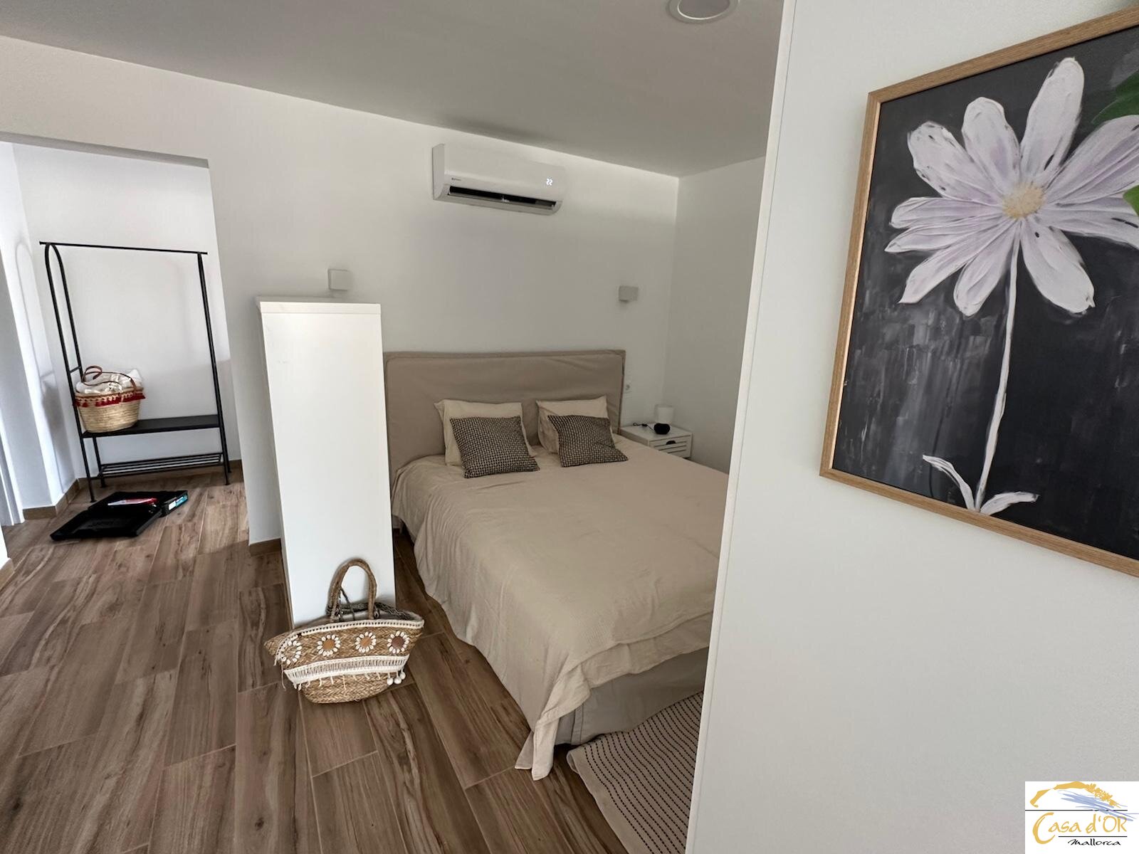 House with 2 apartments and 2 studios