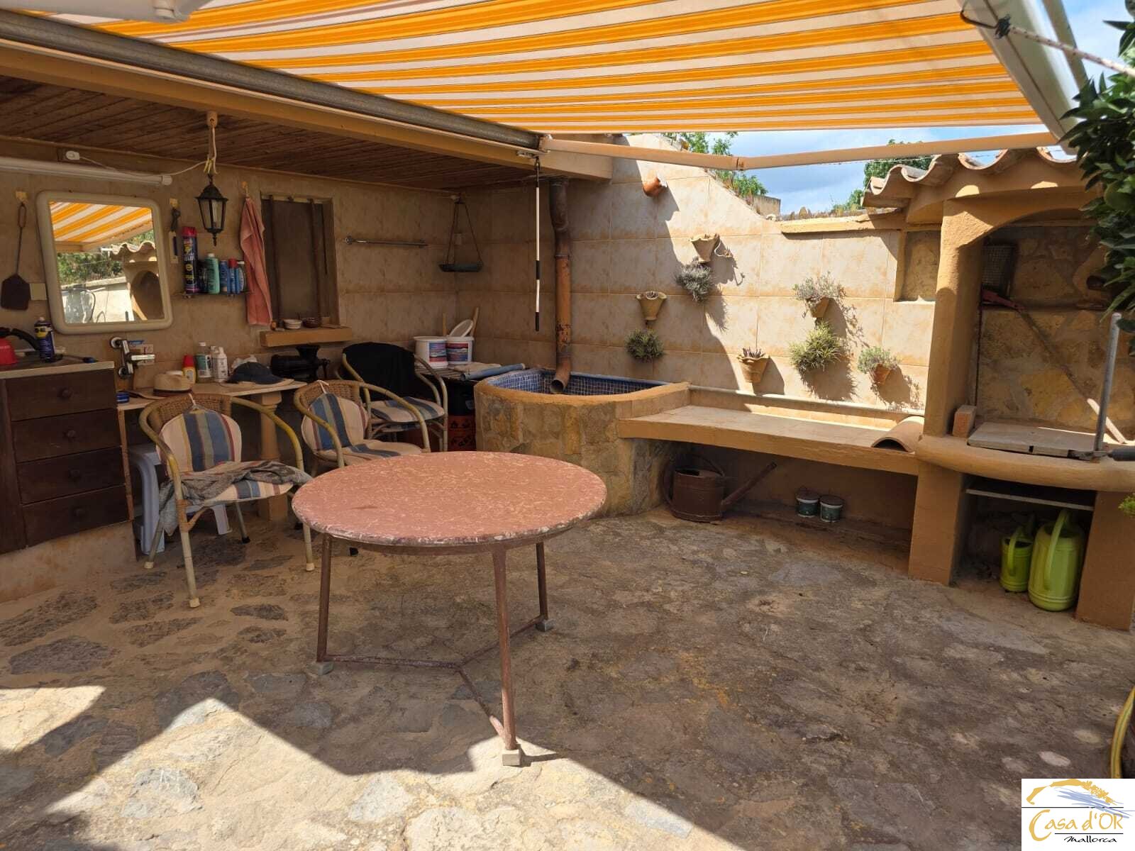 Barbacoa en la cocina al aire libre