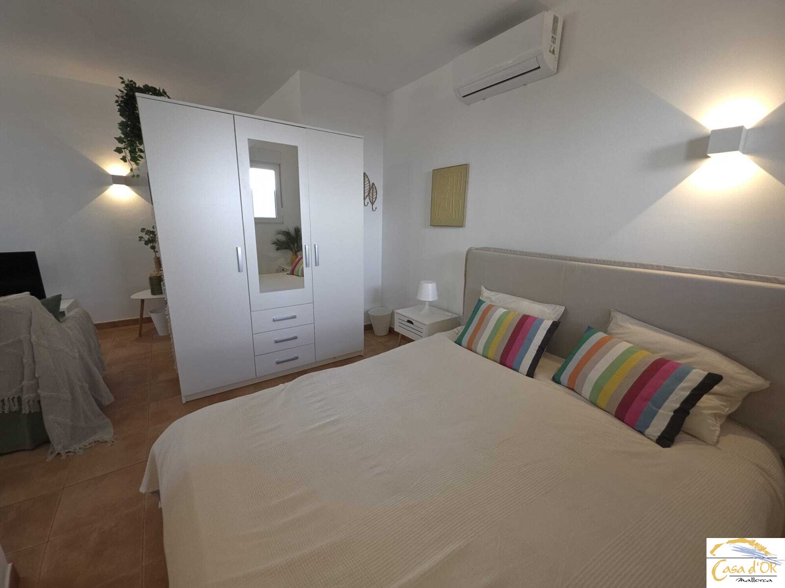 Casa con 2 apartamentos